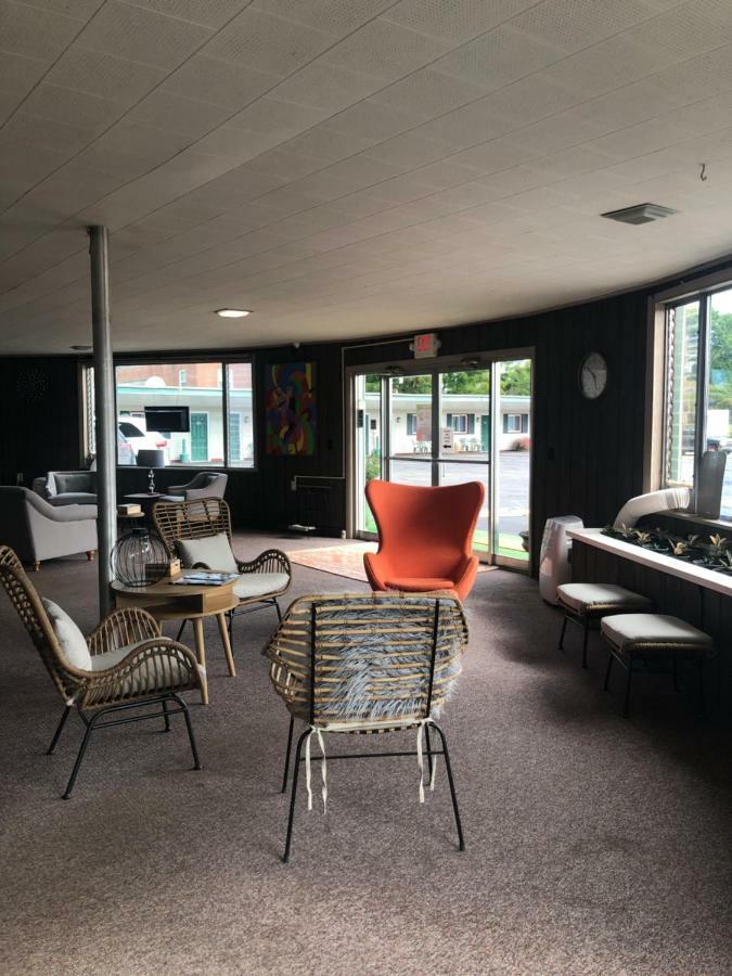 Lancaster Motor Inn Eksteriør bilde